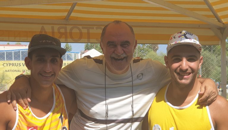 Λάτρης του Beach Volley ο πρόεδρος του ΚΟΑ  Α. Μιχαηλίδης (Φωτο)