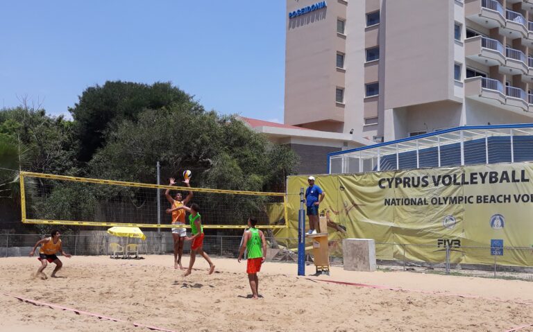 Beach Volley Ανδρών: Τρεις Σαββίδηδες μονομάχησαν στους «8»