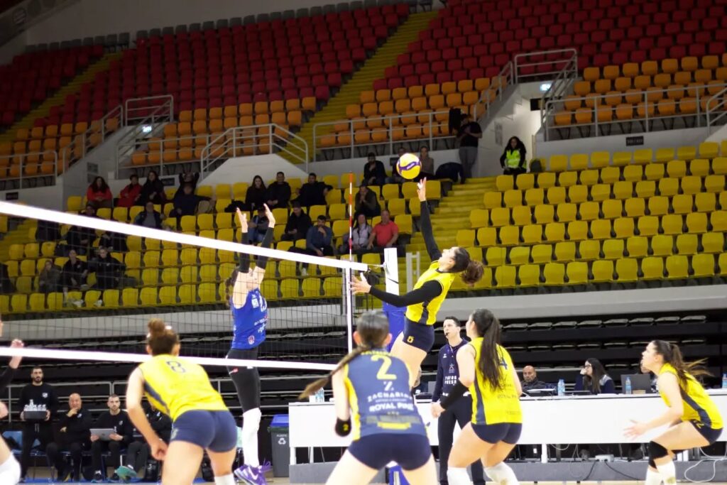 Allwyn Πρωτάθλημα Α Γυναικών: Η ΟΛΥΜΠΙΑΔΑ θέλει να τελειώσει τους Τελικούς - Η Robo Markets ΑΕΛ πάει για break και ισοφάριση.